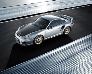 Porsche 911 GT2 RS 2010 года